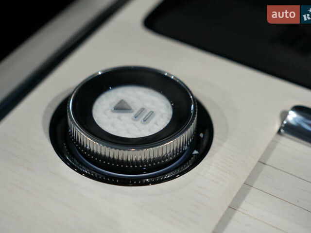 Серый Вольво EX90, объемом двигателя 0 л и пробегом 1 тыс. км за 90459 $, фото 16 на Automoto.ua