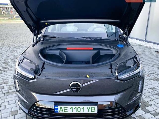 Серый Вольво EX90, объемом двигателя 0 л и пробегом 1 тыс. км за 92793 $, фото 44 на Automoto.ua