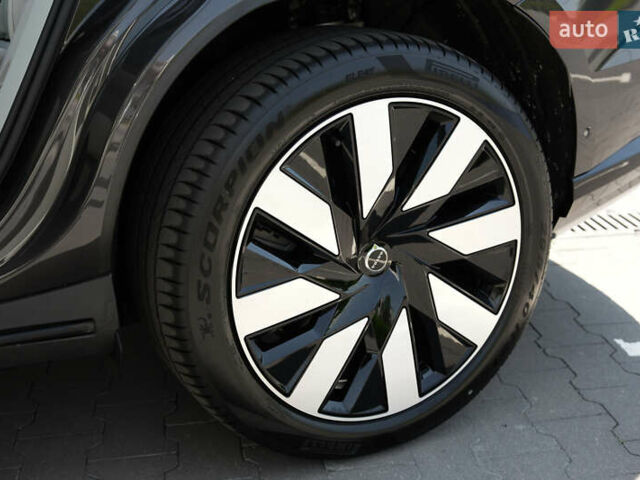 Серый Вольво EX90, объемом двигателя 0 л и пробегом 1 тыс. км за 90459 $, фото 20 на Automoto.ua