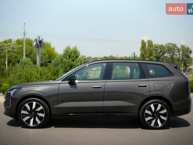 Серый Вольво EX90, объемом двигателя 0 л и пробегом 1 тыс. км за 90459 $, фото 6 на Automoto.ua