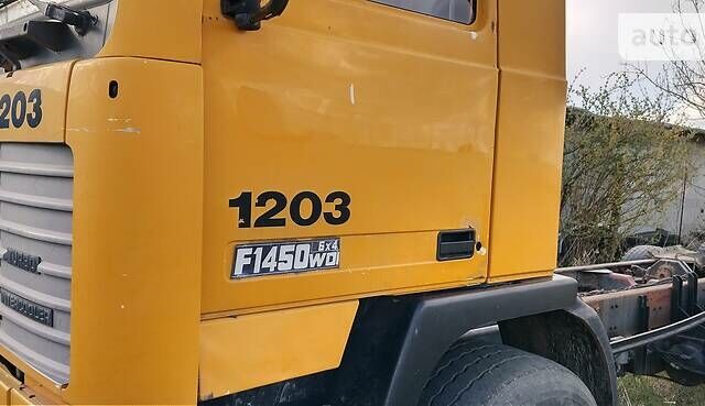 Желтый Вольво F12, объемом двигателя 0 л и пробегом 350 тыс. км за 21500 $, фото 1 на Automoto.ua