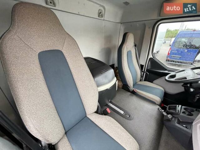 Белый Вольво FL 14, объемом двигателя 7.7 л и пробегом 247 тыс. км за 39999 $, фото 17 на Automoto.ua