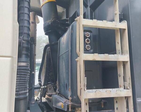 Белый Вольво FMX 13, объемом двигателя 12.78 л и пробегом 289 тыс. км за 128000 $, фото 13 на Automoto.ua