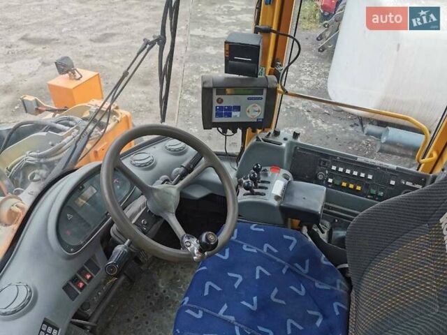 Желтый Вольво L 180, объемом двигателя 12.1 л и пробегом 10 тыс. км за 75500 $, фото 3 на Automoto.ua