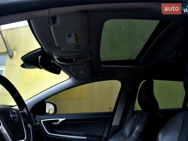 Білий Вольво V60 Cross Country, об'ємом двигуна 2.5 л та пробігом 161 тис. км за 14500 $, фото 19 на Automoto.ua