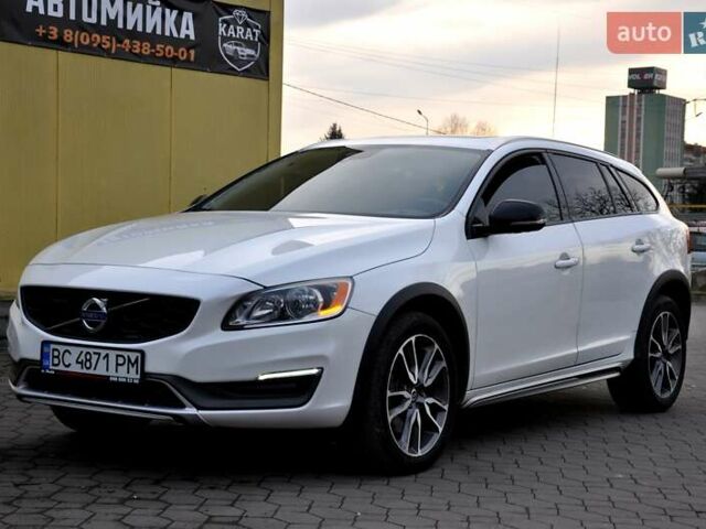 Білий Вольво V60 Cross Country, об'ємом двигуна 2.5 л та пробігом 161 тис. км за 14500 $, фото 33 на Automoto.ua