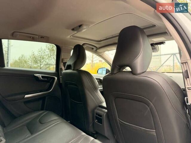 Белый Вольво V60 Cross Country, объемом двигателя 2 л и пробегом 144 тыс. км за 18500 $, фото 8 на Automoto.ua