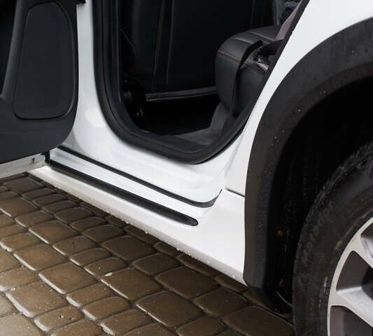 Белый Вольво V60 Cross Country, объемом двигателя 2.5 л и пробегом 144 тыс. км за 16400 $, фото 12 на Automoto.ua