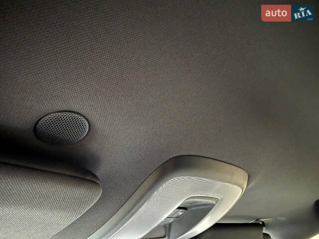 Белый Вольво V60 Cross Country, объемом двигателя 2.4 л и пробегом 54 тыс. км за 22500 $, фото 20 на Automoto.ua