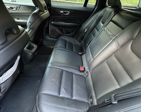 Білий Вольво V60 Cross Country, об'ємом двигуна 2 л та пробігом 196 тис. км за 25000 $, фото 10 на Automoto.ua