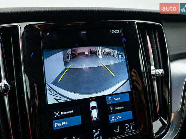 Белый Вольво V60 Cross Country, объемом двигателя 2 л и пробегом 199 тыс. км за 27439 $, фото 15 на Automoto.ua