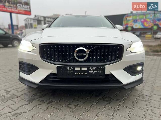 Білий Вольво V60 Cross Country, об'ємом двигуна 1.97 л та пробігом 37 тис. км за 33500 $, фото 38 на Automoto.ua