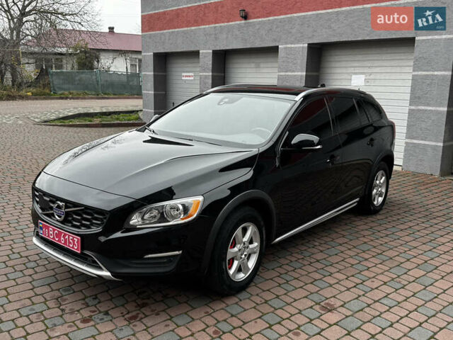 Черный Вольво V60 Cross Country, объемом двигателя 2.5 л и пробегом 168 тыс. км за 14499 $, фото 6 на Automoto.ua