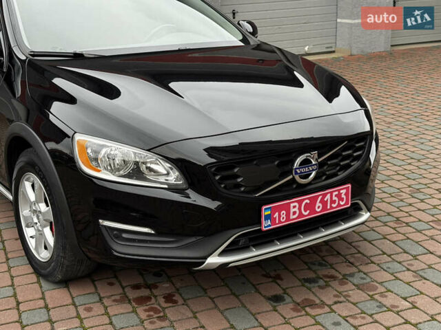 Черный Вольво V60 Cross Country, объемом двигателя 2.5 л и пробегом 168 тыс. км за 14499 $, фото 31 на Automoto.ua