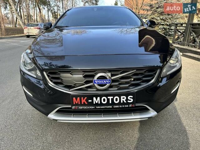 Черный Вольво V60 Cross Country, объемом двигателя 1.97 л и пробегом 139 тыс. км за 18900 $, фото 5 на Automoto.ua