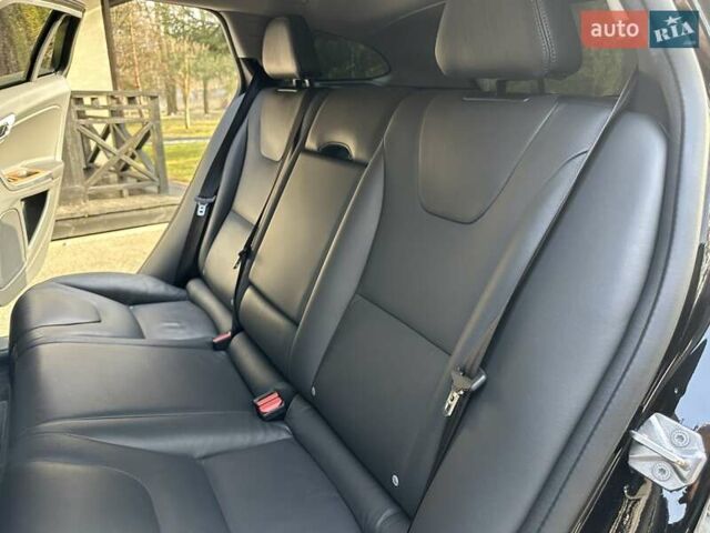 Черный Вольво V60 Cross Country, объемом двигателя 1.97 л и пробегом 139 тыс. км за 18900 $, фото 81 на Automoto.ua