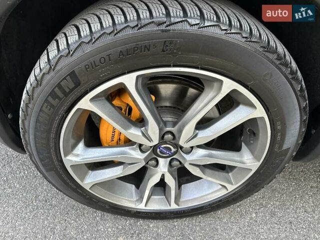 Черный Вольво V60 Cross Country, объемом двигателя 1.97 л и пробегом 139 тыс. км за 18900 $, фото 24 на Automoto.ua