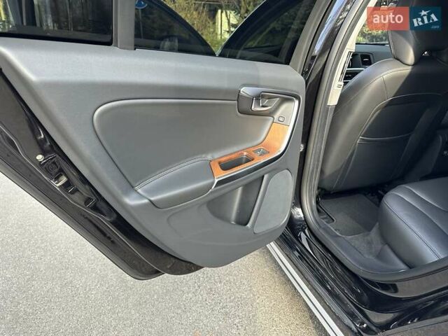 Черный Вольво V60 Cross Country, объемом двигателя 1.97 л и пробегом 139 тыс. км за 18900 $, фото 78 на Automoto.ua