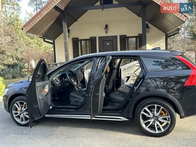 Черный Вольво V60 Cross Country, объемом двигателя 1.97 л и пробегом 139 тыс. км за 18900 $, фото 37 на Automoto.ua