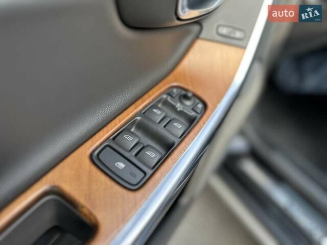 Черный Вольво V60 Cross Country, объемом двигателя 1.97 л и пробегом 139 тыс. км за 18900 $, фото 41 на Automoto.ua