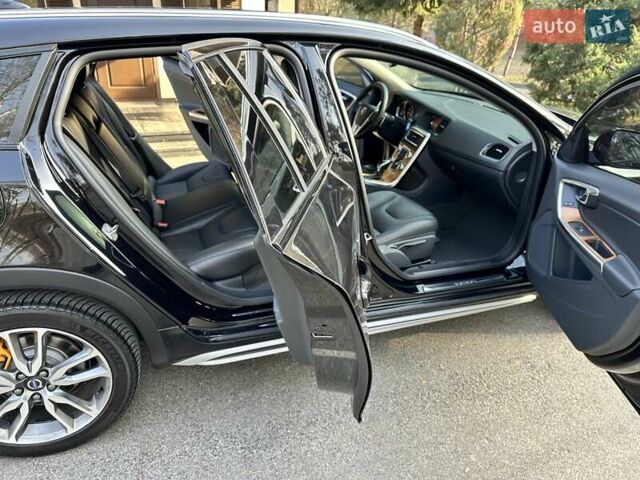 Черный Вольво V60 Cross Country, объемом двигателя 1.97 л и пробегом 139 тыс. км за 18900 $, фото 36 на Automoto.ua