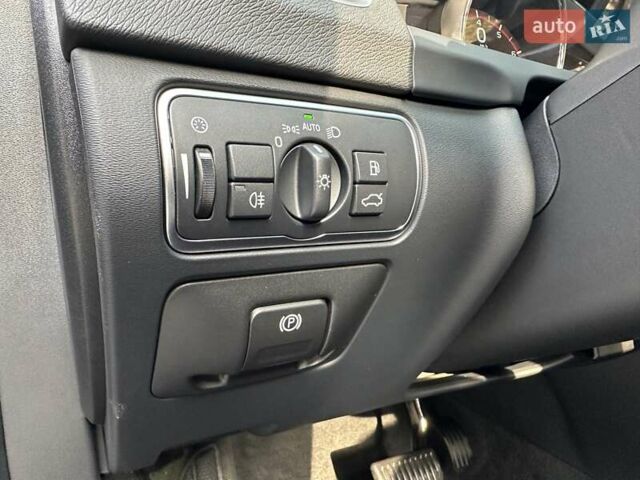 Черный Вольво V60 Cross Country, объемом двигателя 1.97 л и пробегом 139 тыс. км за 18900 $, фото 45 на Automoto.ua