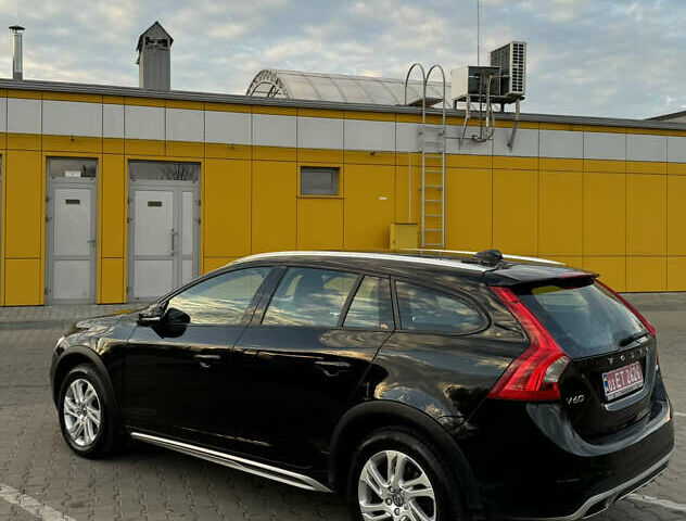 Чорний Вольво V60 Cross Country, об'ємом двигуна 2 л та пробігом 191 тис. км за 17150 $, фото 27 на Automoto.ua