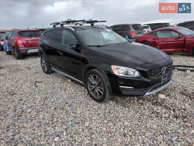 Черный Вольво V60 Cross Country, объемом двигателя 2 л и пробегом 174 тыс. км за 2600 $, фото 3 на Automoto.ua