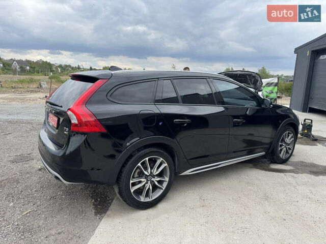 Черный Вольво V60 Cross Country, объемом двигателя 2 л и пробегом 237 тыс. км за 14300 $, фото 12 на Automoto.ua
