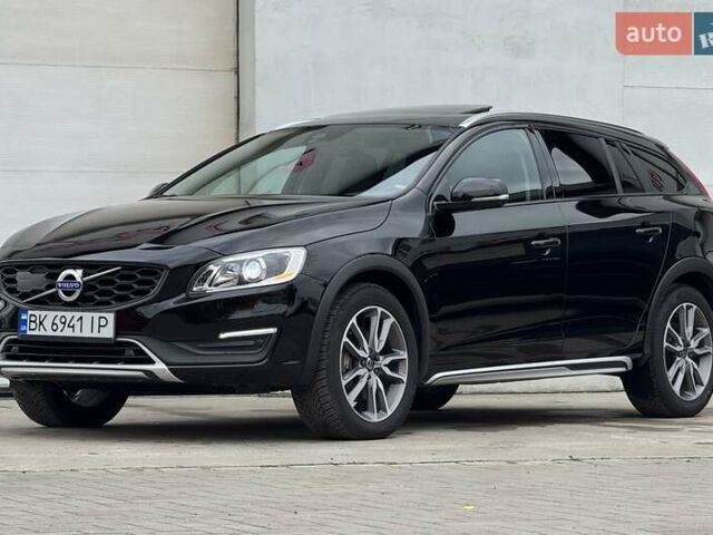 Вольво V60 Cross Country 2018 в Сарнах на Automoto.ua Черный Вольво V60 Cross Country, объемом двигателя 2 л и пробегом 77 тыс. км за 17400 $, фото 22 на Automoto.ua