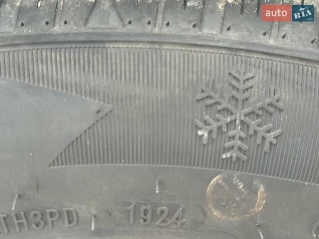 Вольво V60 Cross Country 2018 в Сарнах на Automoto.ua Черный Вольво V60 Cross Country, объемом двигателя 2 л и пробегом 77 тыс. км за 17400 $, фото 12 на Automoto.ua