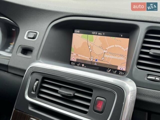 Вольво V60 Cross Country 2018 в Сарнах на Automoto.ua Черный Вольво V60 Cross Country, объемом двигателя 2 л и пробегом 77 тыс. км за 17400 $, фото 51 на Automoto.ua