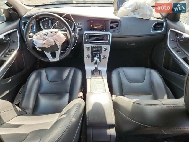 Черный Вольво V60 Cross Country, объемом двигателя 2 л и пробегом 96 тыс. км за 3000 $, фото 9 на Automoto.ua