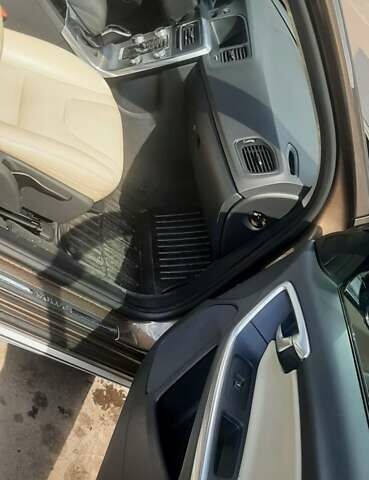 Коричневый Вольво V60 Cross Country, объемом двигателя 2 л и пробегом 215 тыс. км за 18900 $, фото 9 на Automoto.ua