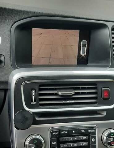 Коричневый Вольво V60 Cross Country, объемом двигателя 2 л и пробегом 215 тыс. км за 18900 $, фото 1 на Automoto.ua