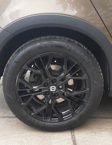 Коричневый Вольво V60 Cross Country, объемом двигателя 2 л и пробегом 215 тыс. км за 18900 $, фото 35 на Automoto.ua