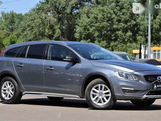Вольво V60 Cross Country 2017 в Киеве на Automoto.ua Вольво V60 Cross Country, объемом двигателя 2 л и пробегом 244 тыс. км за 20500 $, фото 2 на Automoto.ua