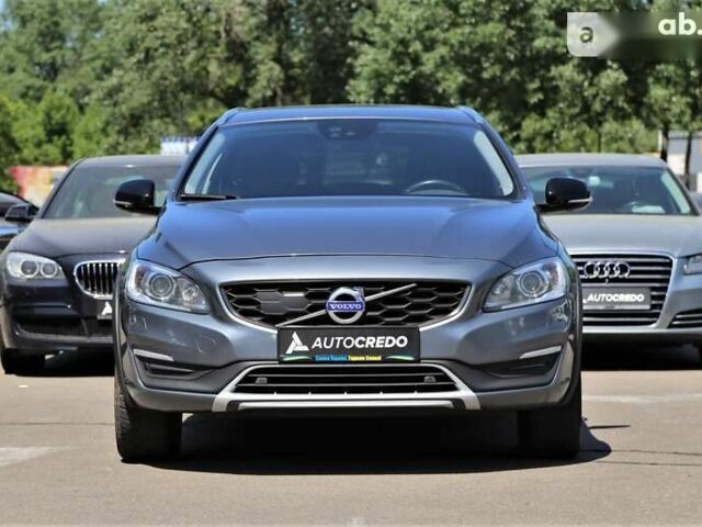 Вольво V60 Cross Country 2017 в Киеве на Automoto.ua Вольво V60 Cross Country, объемом двигателя 2 л и пробегом 244 тыс. км за 20500 $, фото 1 на Automoto.ua
