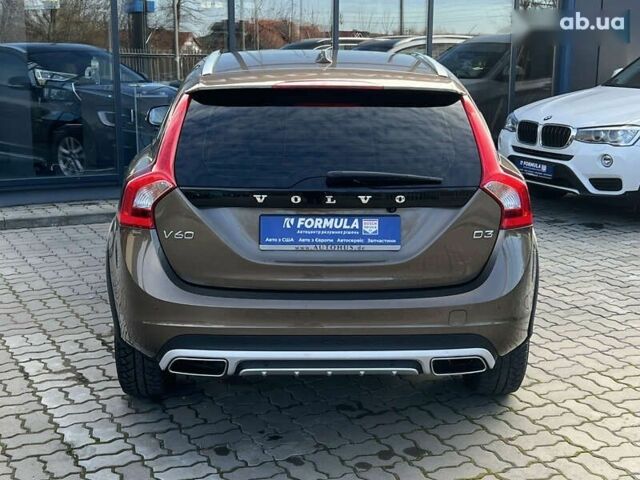 Вольво V60 Cross Country, объемом двигателя 2 л и пробегом 204 тыс. км за 18290 $, фото 14 на Automoto.ua