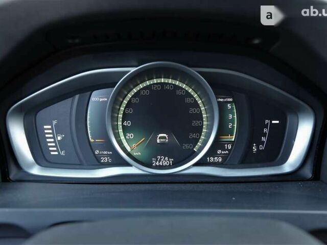 Вольво V60 Cross Country 2017 в Киеве на Automoto.ua Вольво V60 Cross Country, объемом двигателя 2 л и пробегом 244 тыс. км за 20500 $, фото 12 на Automoto.ua