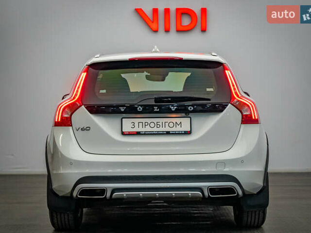 Вольво V60 Cross Country, объемом двигателя 2.4 л и пробегом 154 тыс. км за 20789 $, фото 5 на Automoto.ua
