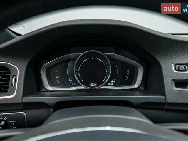 Вольво V60 Cross Country, объемом двигателя 2.4 л и пробегом 154 тыс. км за 20789 $, фото 12 на Automoto.ua