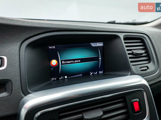 Вольво V60 Cross Country, об'ємом двигуна 2.4 л та пробігом 81 тис. км за 21291 $, фото 14 на Automoto.ua