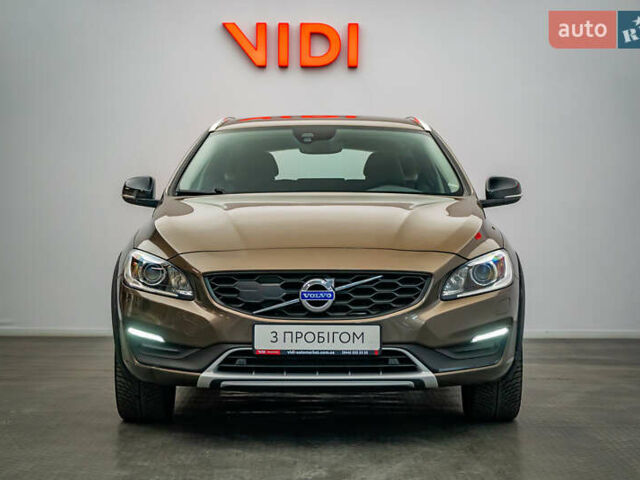 Вольво V60 Cross Country, об'ємом двигуна 2.4 л та пробігом 81 тис. км за 21291 $, фото 4 на Automoto.ua