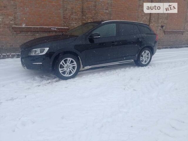 Вольво V60 Cross Country, объемом двигателя 2.4 л и пробегом 197 тыс. км за 21000 $, фото 20 на Automoto.ua