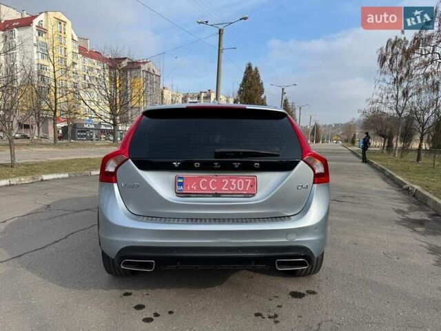 Серый Вольво V60 Cross Country, объемом двигателя 2 л и пробегом 262 тыс. км за 16300 $, фото 20 на Automoto.ua