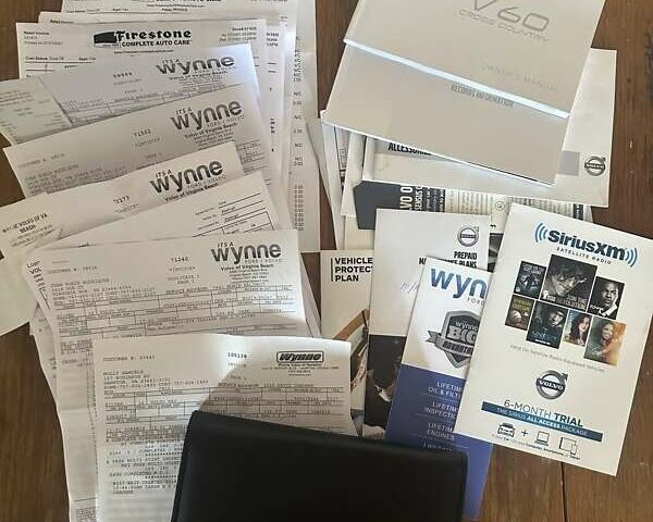 Сірий Вольво V60 Cross Country, об'ємом двигуна 2.5 л та пробігом 146 тис. км за 16900 $, фото 10 на Automoto.ua