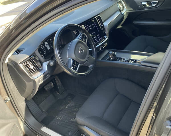 Сірий Вольво V60 Cross Country, об'ємом двигуна 2 л та пробігом 273 тис. км за 29950 $, фото 49 на Automoto.ua