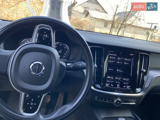 Сірий Вольво V60 Cross Country, об'ємом двигуна 2 л та пробігом 273 тис. км за 29950 $, фото 45 на Automoto.ua