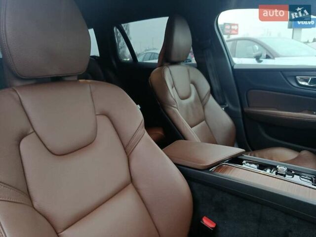 Серый Вольво V60 Cross Country, объемом двигателя 1.97 л и пробегом 98 тыс. км за 34900 $, фото 14 на Automoto.ua